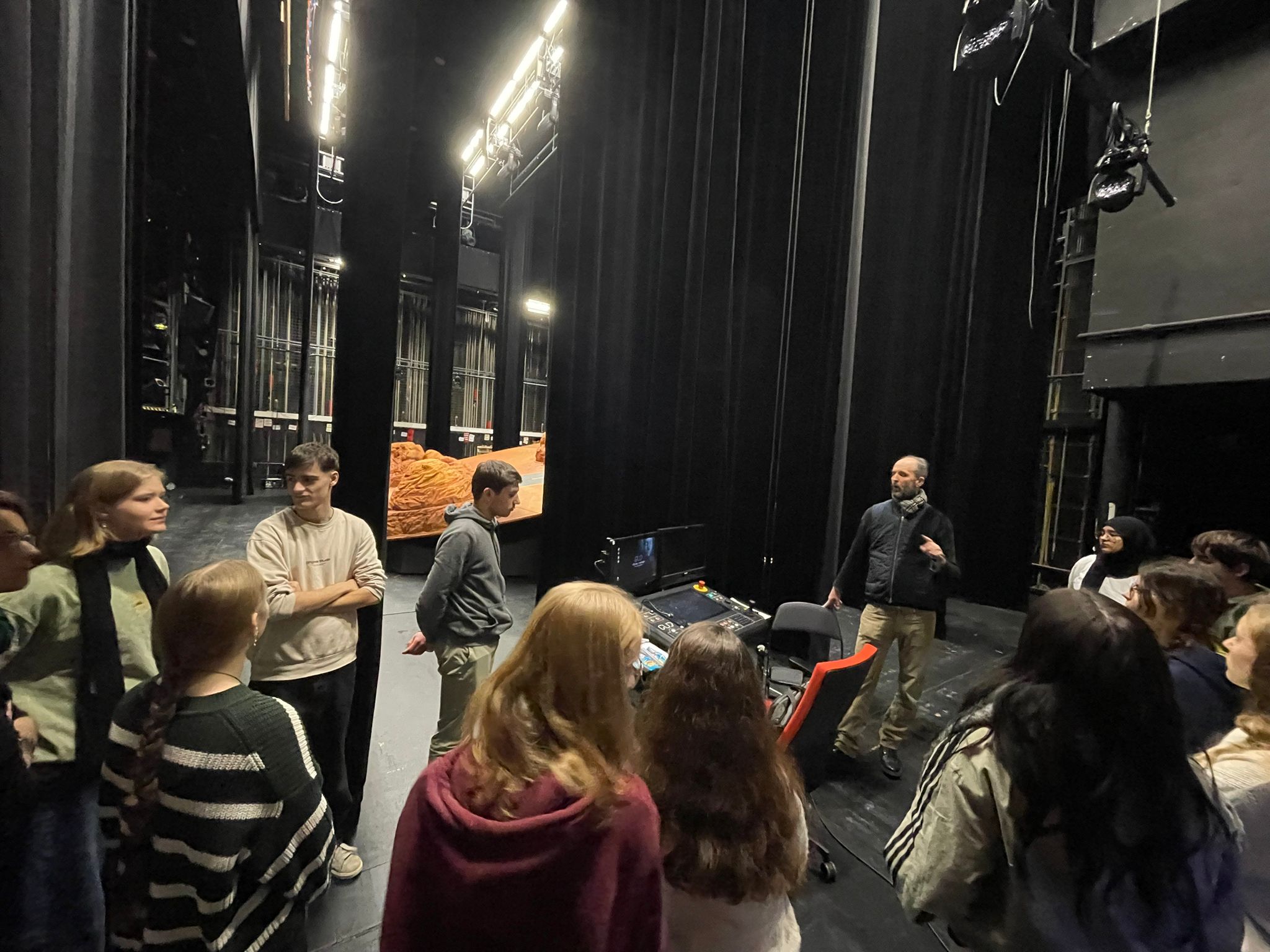 PHOTO-2025-12-05-13-33-49 5